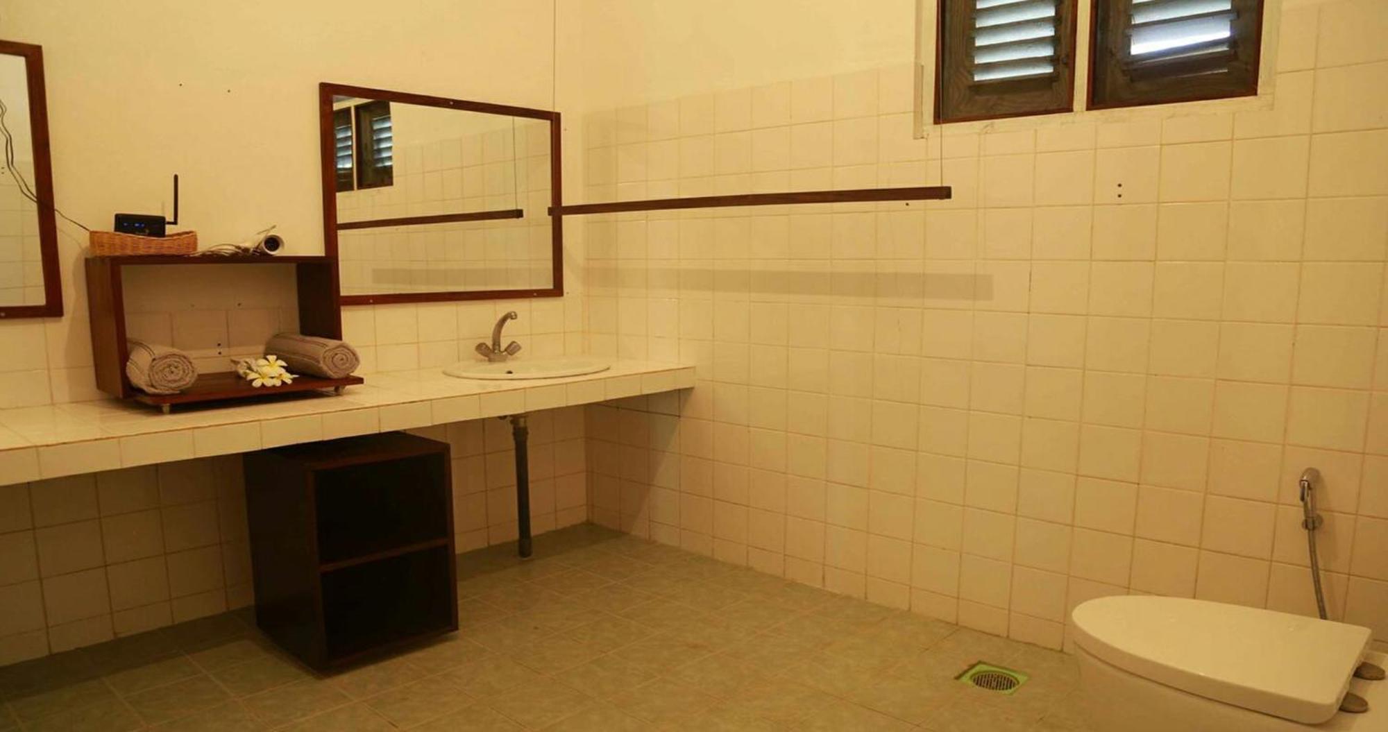 Bluewind Resort Tangalle Extérieur photo