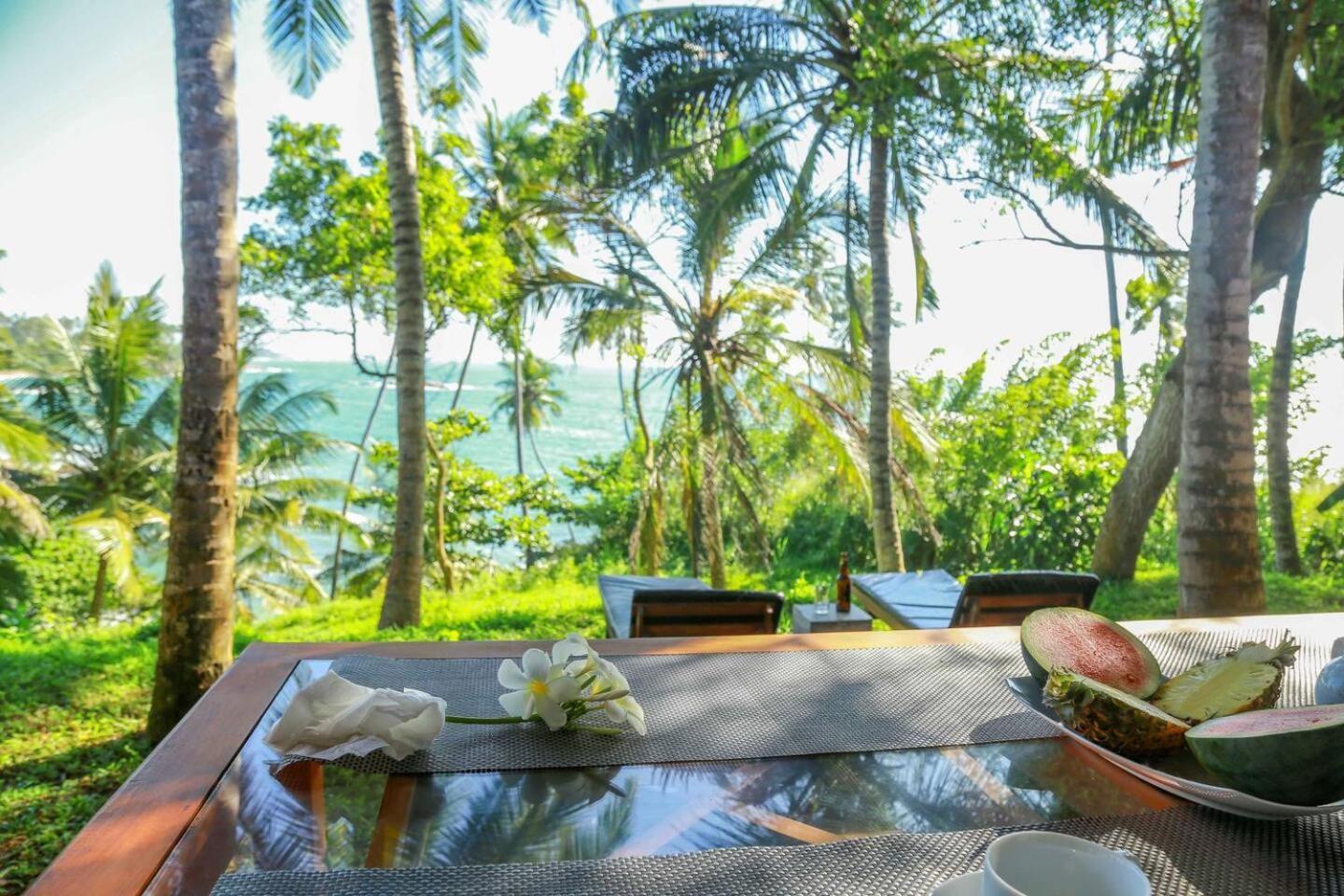 Bluewind Resort Tangalle Extérieur photo